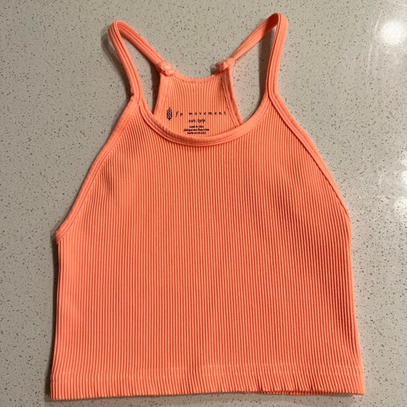 Free people tanks (3) - Picture 2 of 6